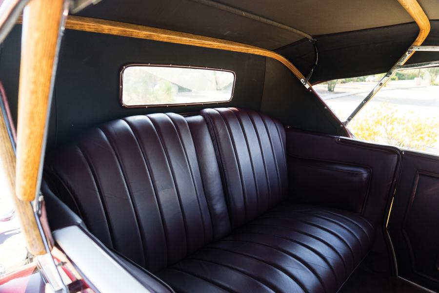 Интерьер Packard Eight Phaeton 1934 года  (фото 20 из 30)